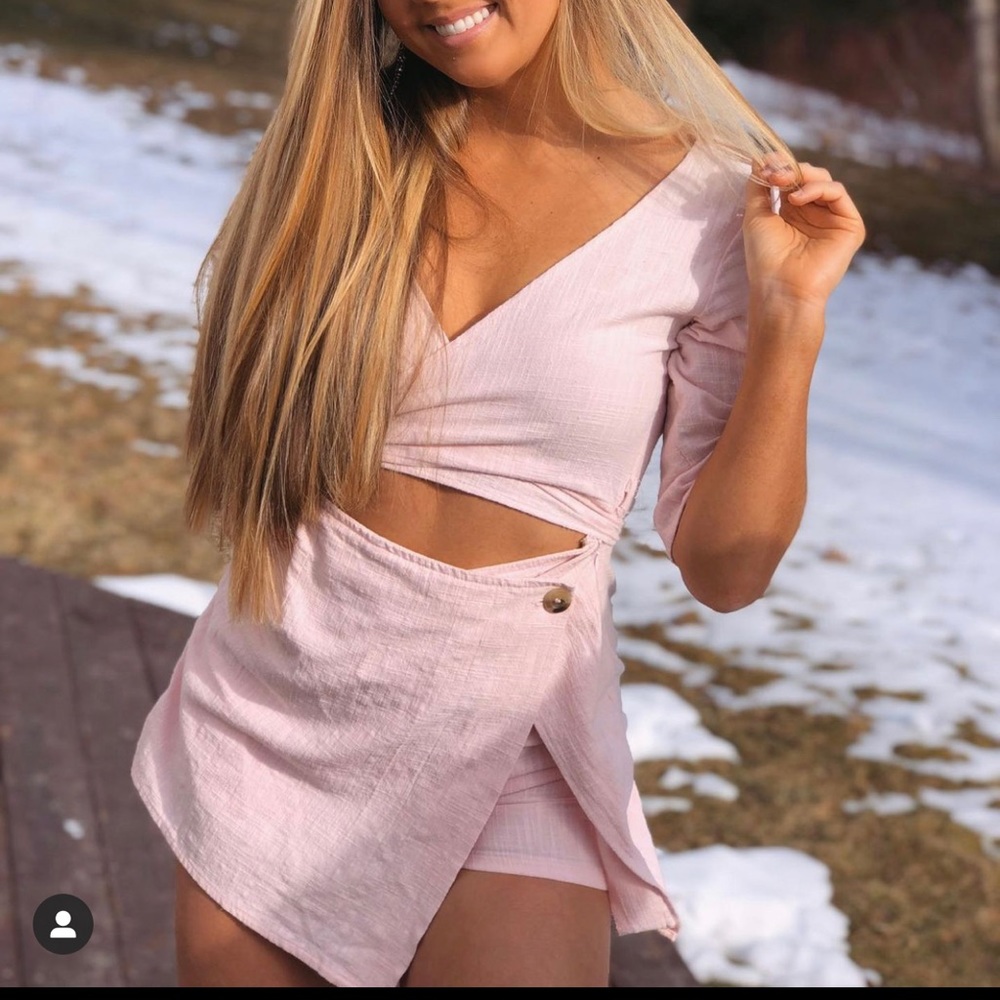 URBAN OUTFITTERS WRAP ROMPER/DRESS